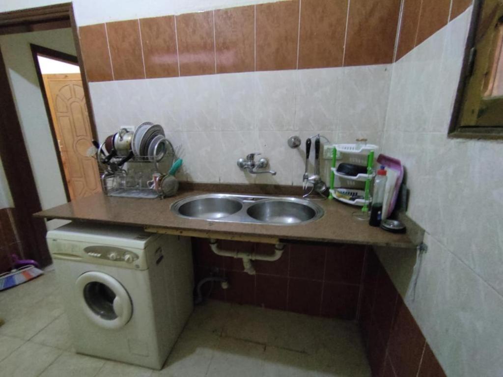 Winter Guest House Luxor Bagian luar foto